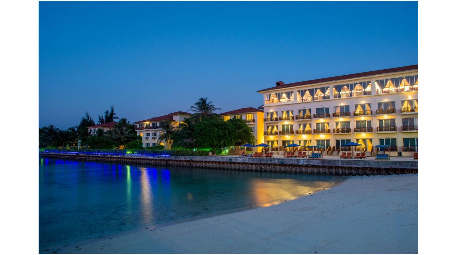 Hotel Hulhule Island