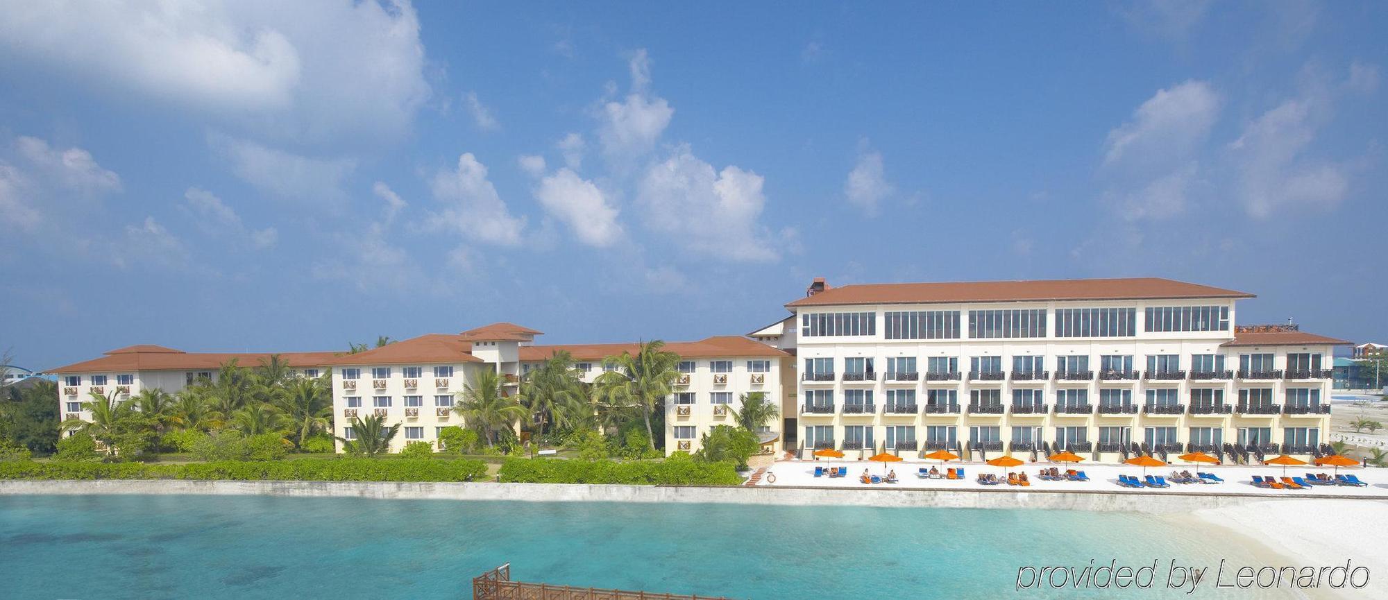 Hulhule Island Hotel