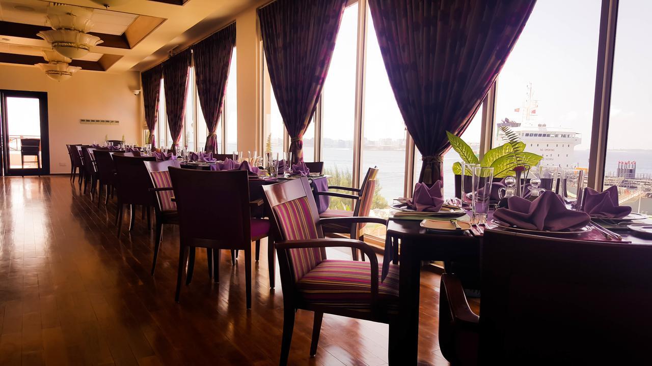 Hotel Hulhule Island
