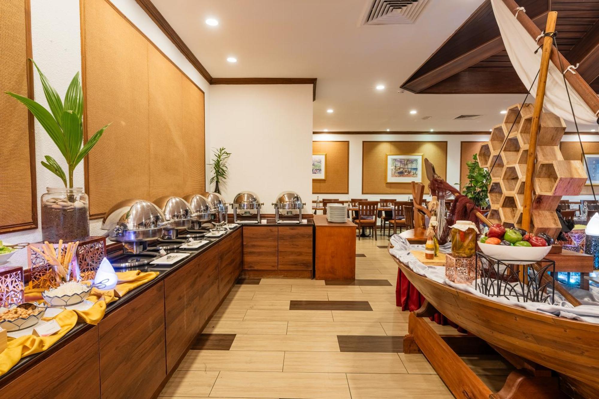 Hulhule Island Hotel- Private Access & Airport Pick-up And Drop Hotel