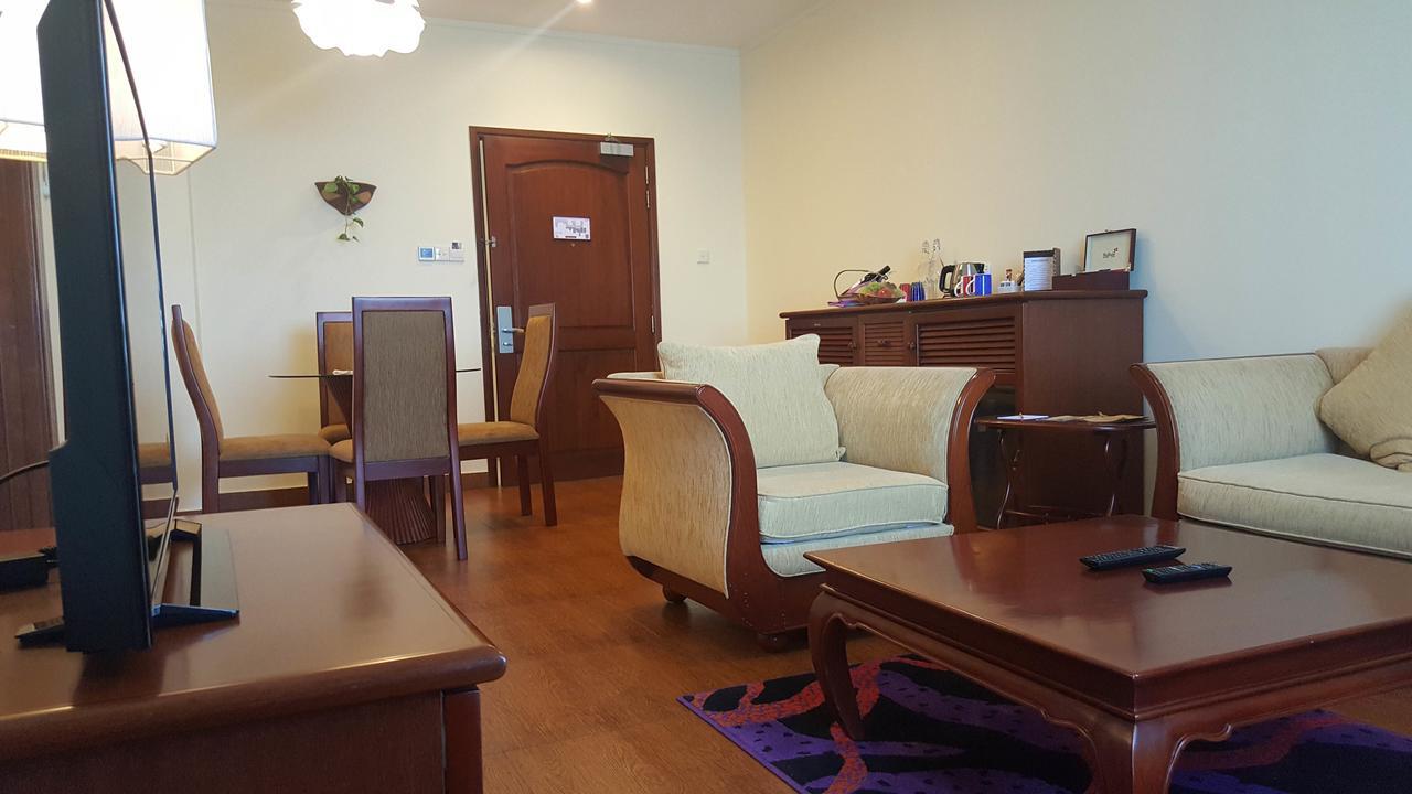 Hulhule Island 4* Male