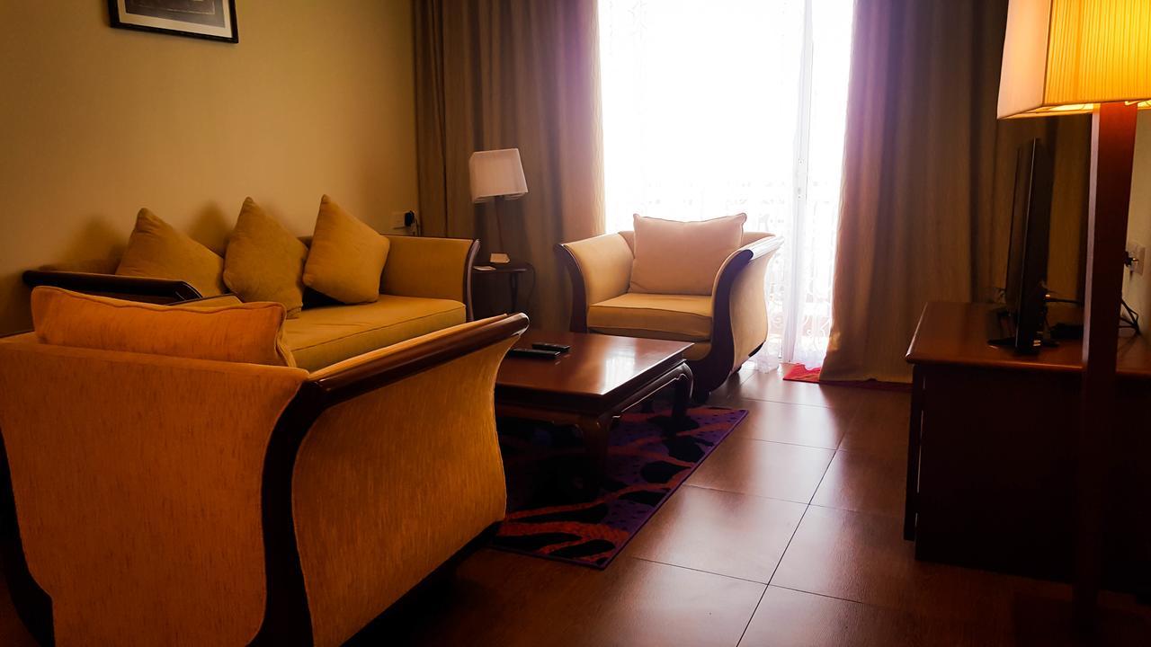 Hotel Hulhule Island Hotel- Private Access & Airport Pick-up And Drop